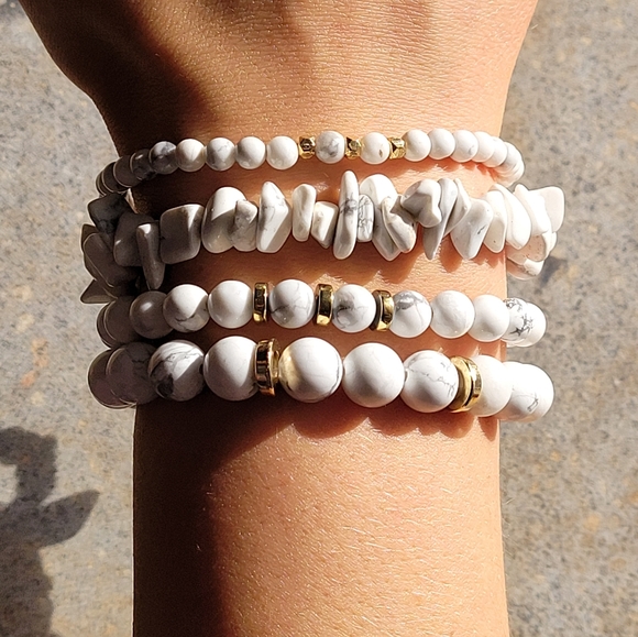 Howlite Stone Bead Handmade Bracelet Set of 4 - Picture 2 of 8
